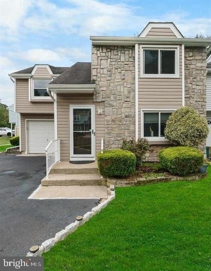 17 Winchester Drive - Photo 1