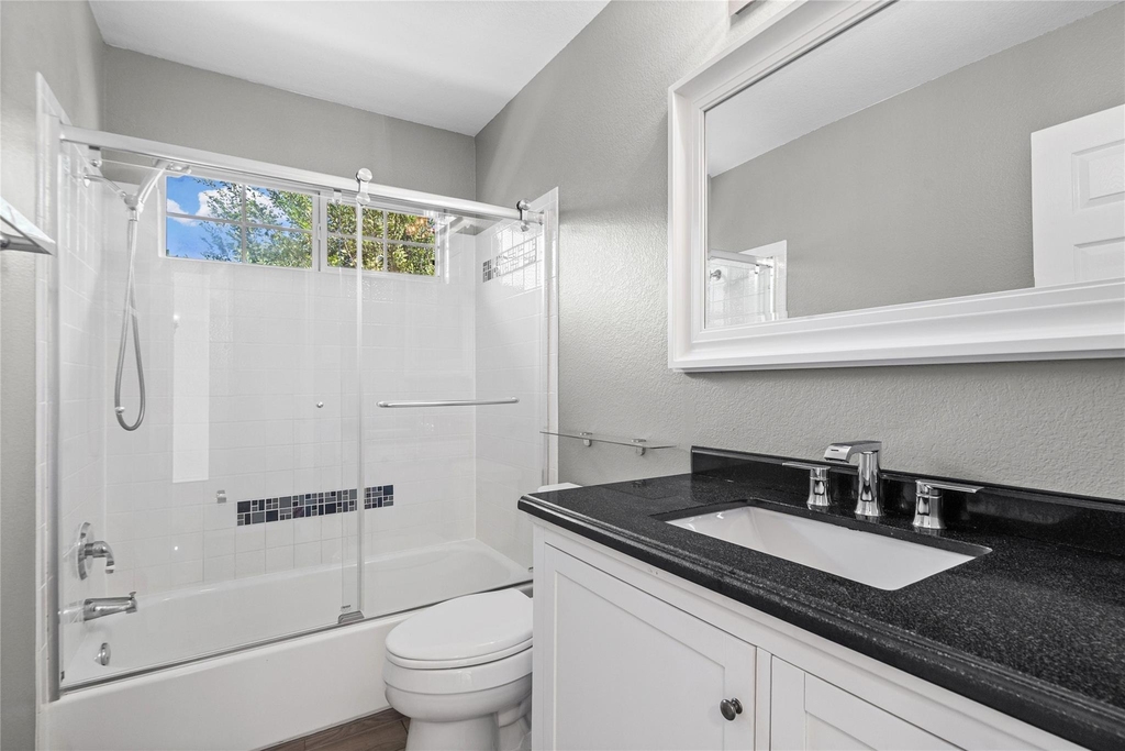 10605 Lindshire Ln - Photo 25