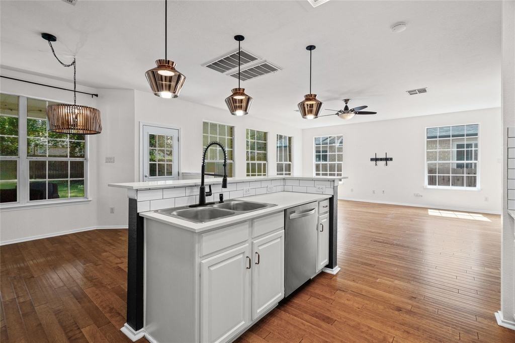 10605 Lindshire Ln - Photo 12