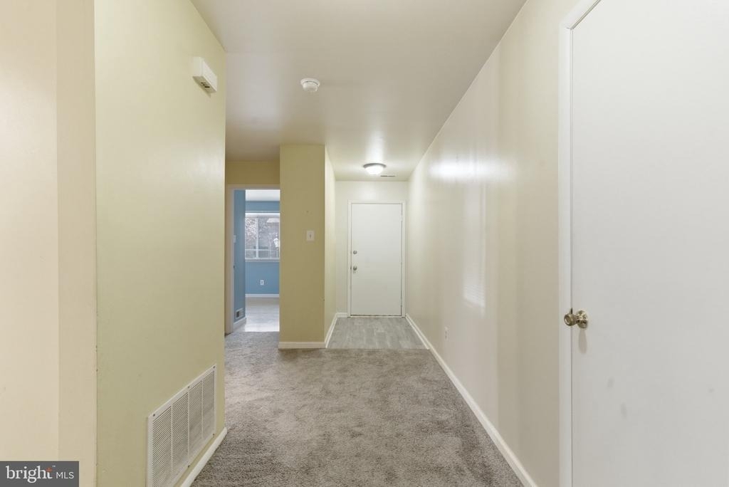 305 Cypress Point Circle - Photo 2