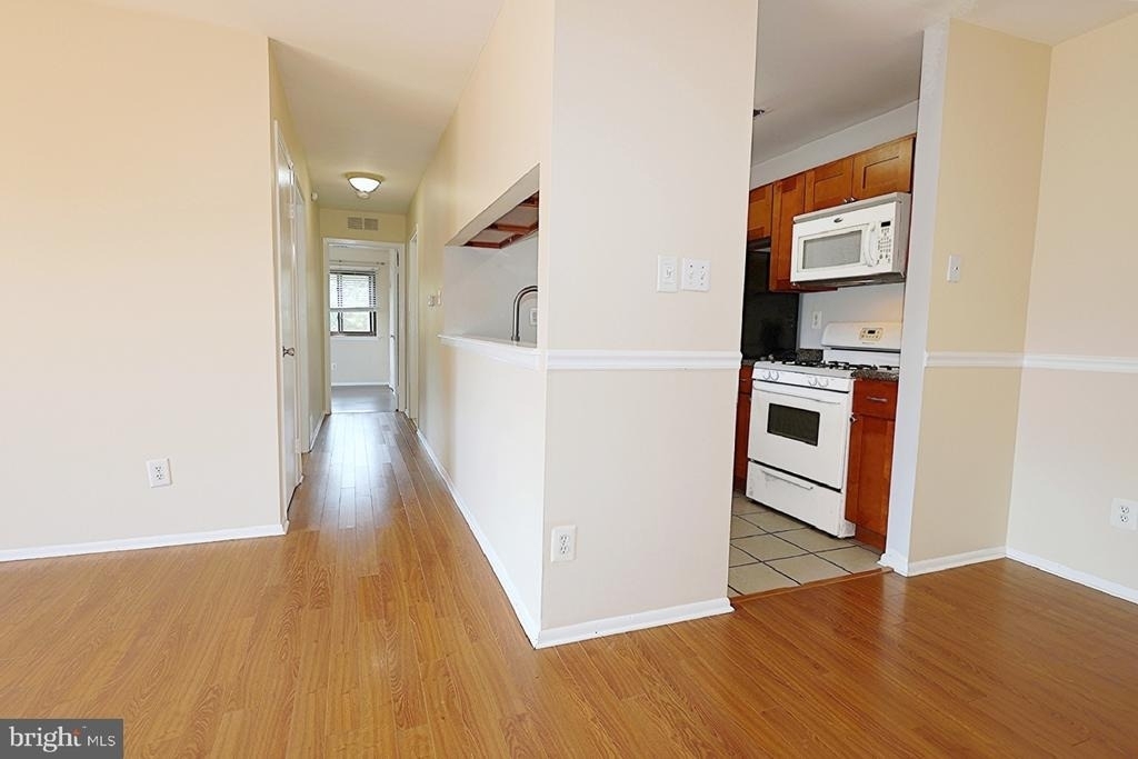 806 Harrier Row - Photo 10