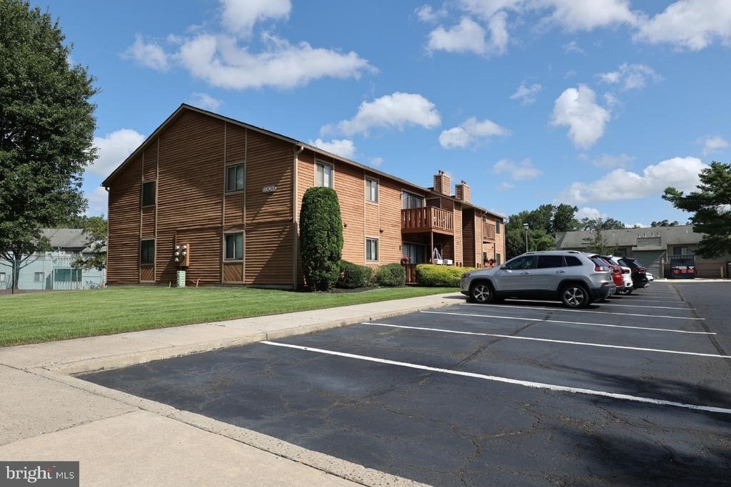 806 Harrier Row - Photo 2