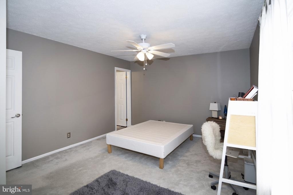 400 Williamsburg Court - Photo 23