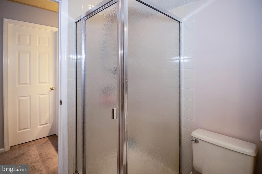 400 Williamsburg Court - Photo 25