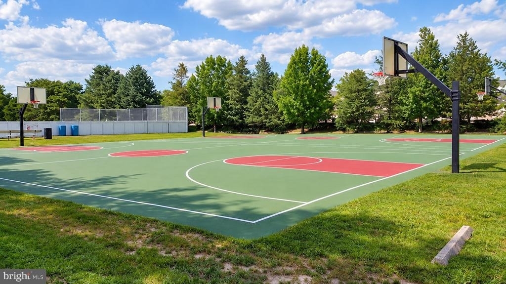 400 Williamsburg Court - Photo 46