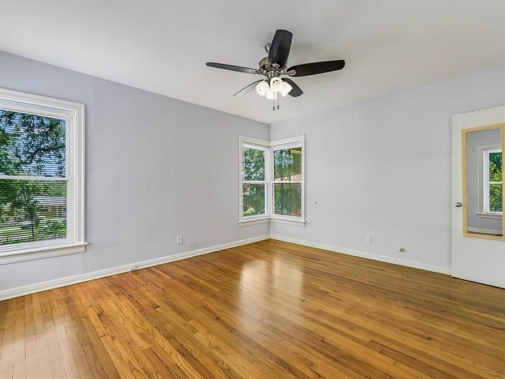 2323 Hartford Rd - Photo 12