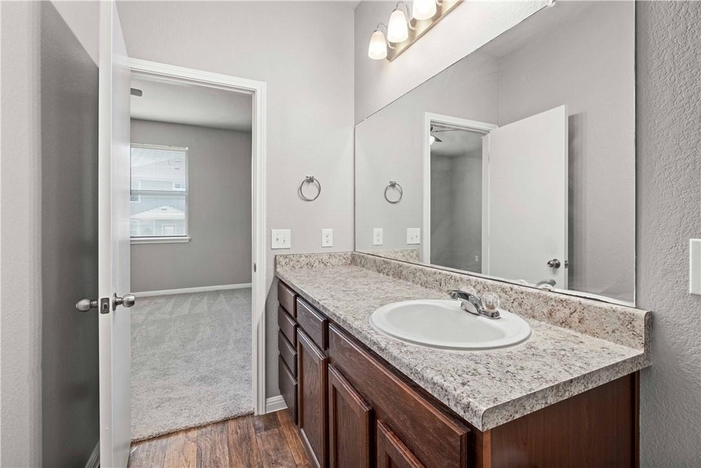 251 Pearl Way - Photo 17