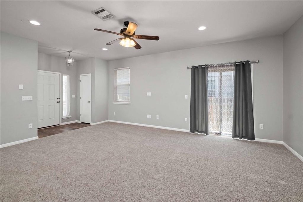 251 Pearl Way - Photo 5