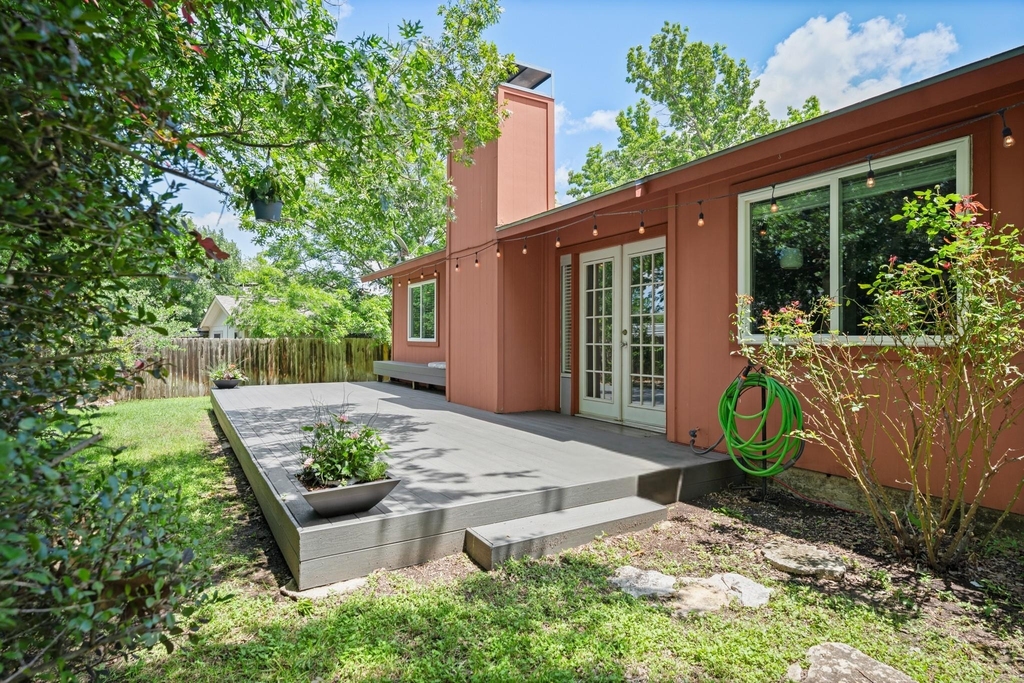 8914 Sparkling Creek Dr - Photo 23