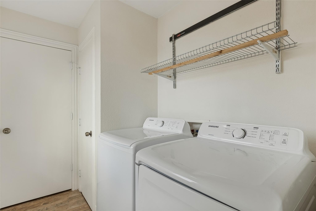 196 Tobias St - Photo 21