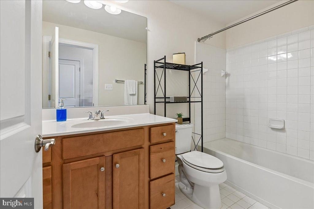 6402 47th Street - Photo 17