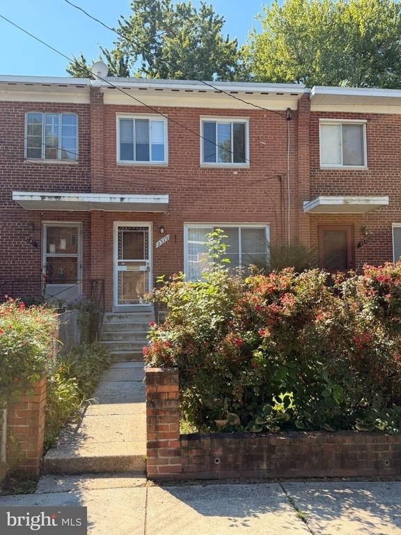 3539 Madison Place - Photo 0