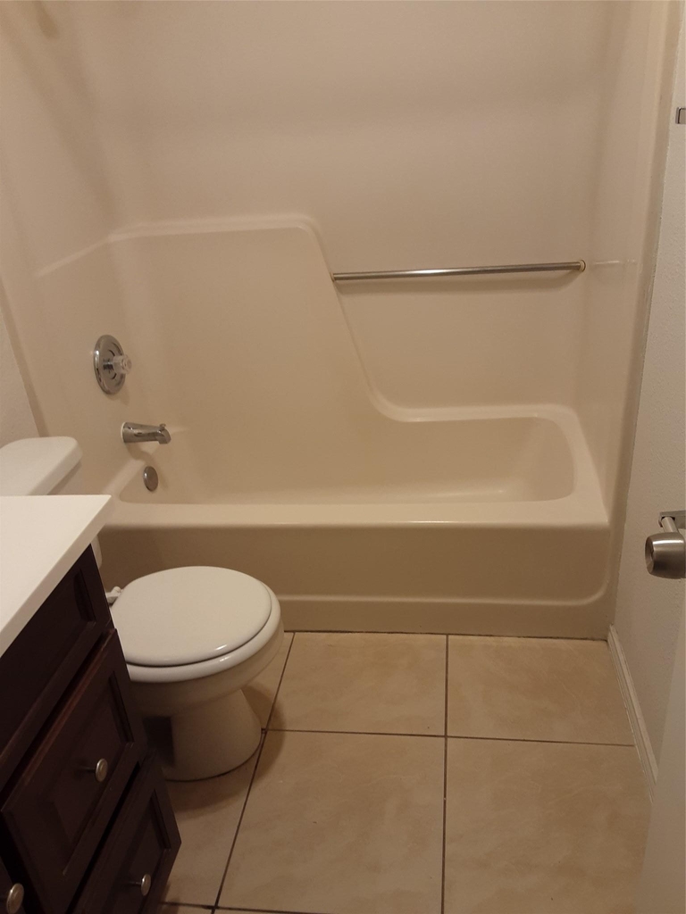 1204 Orchard Park Cir - Photo 9