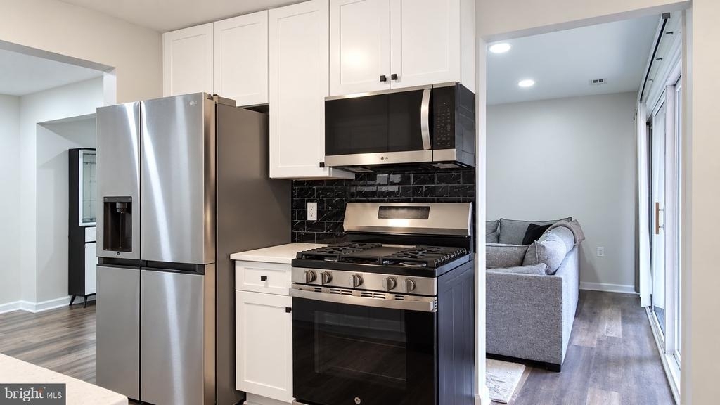 882 College Parkway - Photo 7