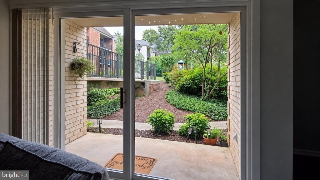 882 College Parkway - Photo 18