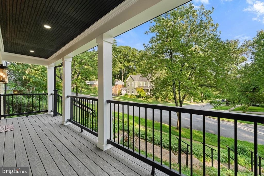 9414 Wadsworth Drive - Photo 5