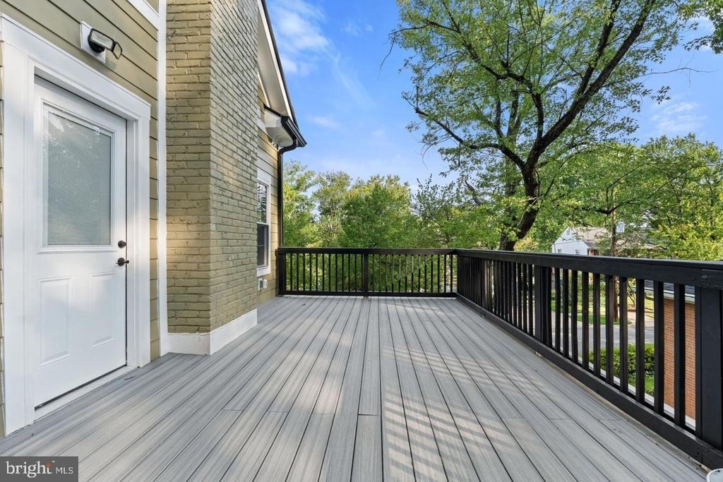 9414 Wadsworth Drive - Photo 29