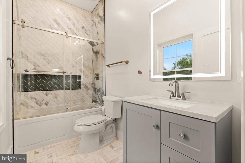 9414 Wadsworth Drive - Photo 32