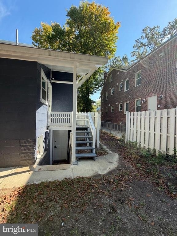 7908 Flower Avenue - Photo 15
