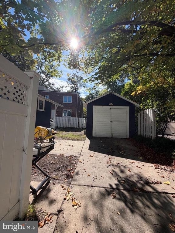 7908 Flower Avenue - Photo 12