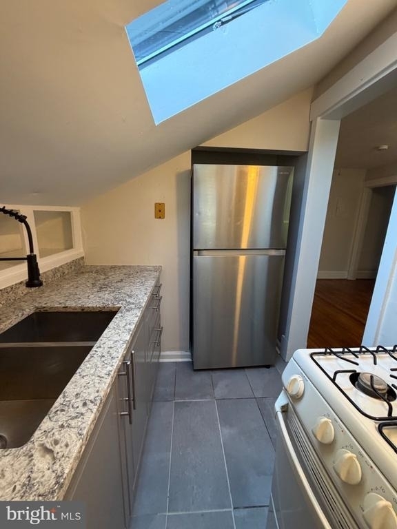 7908 Flower Avenue - Photo 28