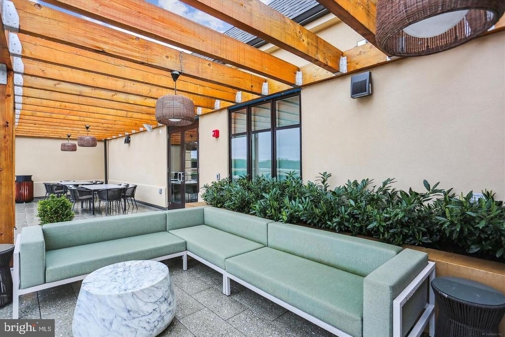 8551 Connecticut Avenue - Photo 15