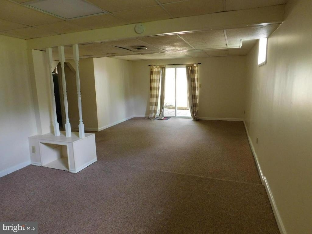 1725 Glastonberry Road - Photo 26