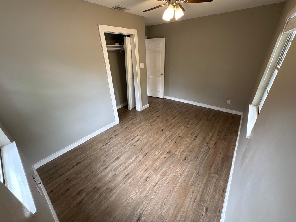 6703 Galindo St - Photo 7