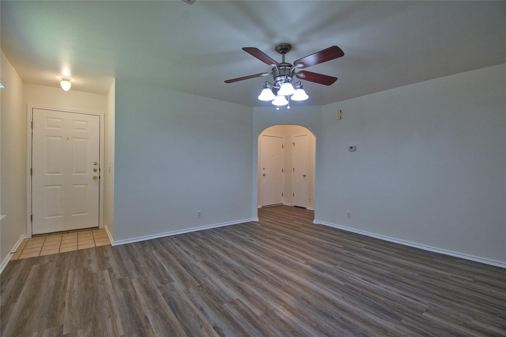 16418 Hamilton Point Cir - Photo 4