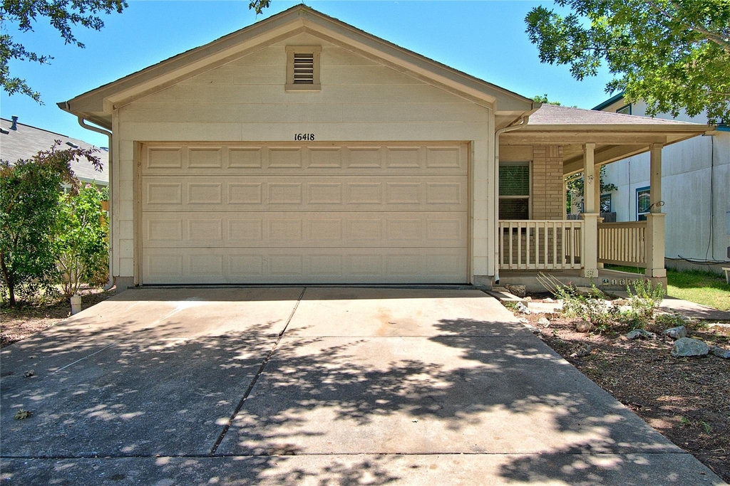16418 Hamilton Point Cir - Photo 1