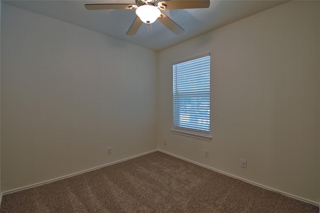16418 Hamilton Point Cir - Photo 9