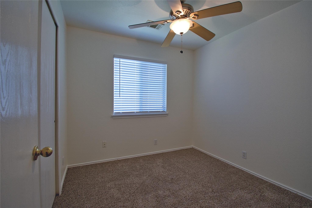 16418 Hamilton Point Cir - Photo 6