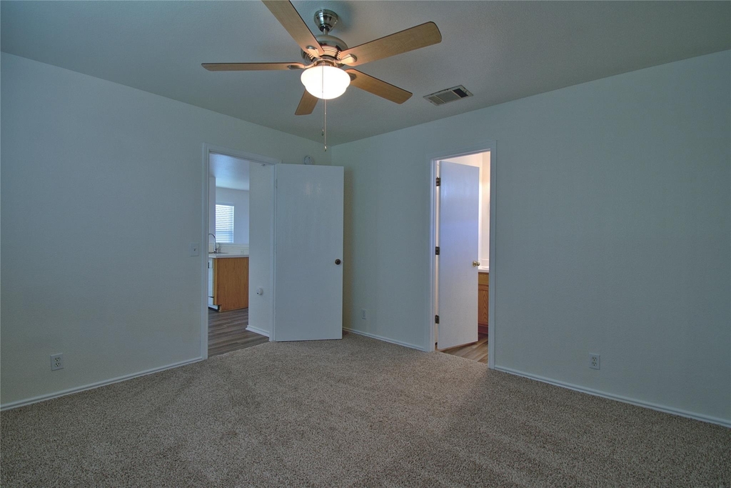 16418 Hamilton Point Cir - Photo 14