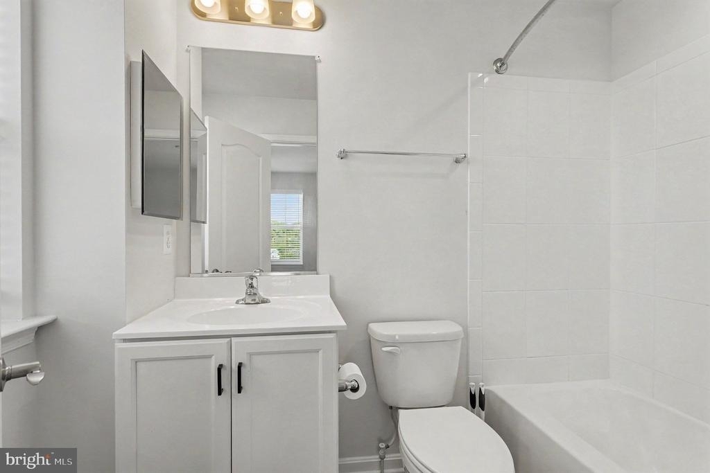 303 Sear Court - Photo 18