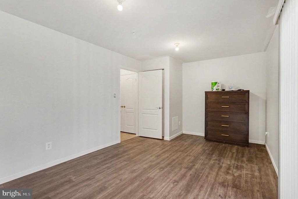 303 Sear Court - Photo 21
