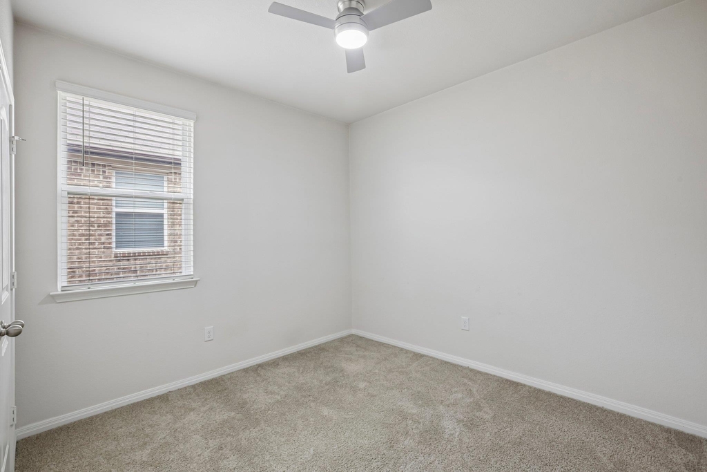 149 Mackinac Ln - Photo 16