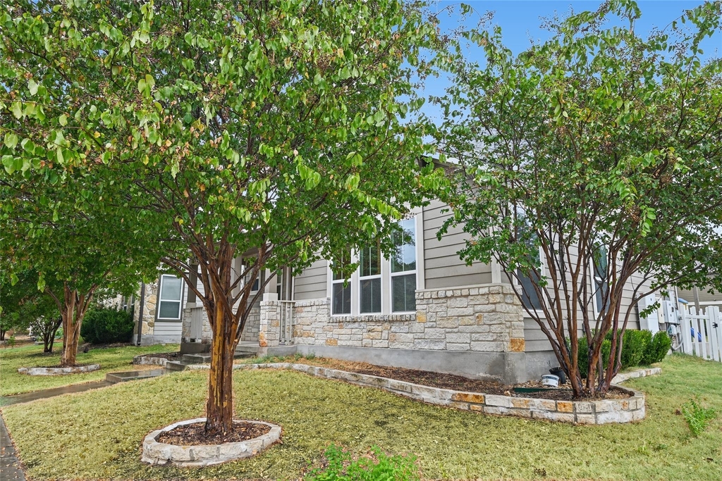 1716 Willow Vis - Photo 3