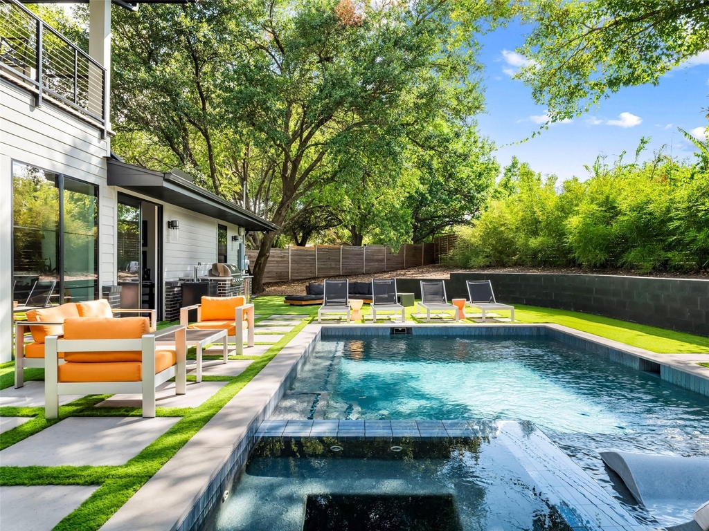 6100_0 Gena Court - Photo 32