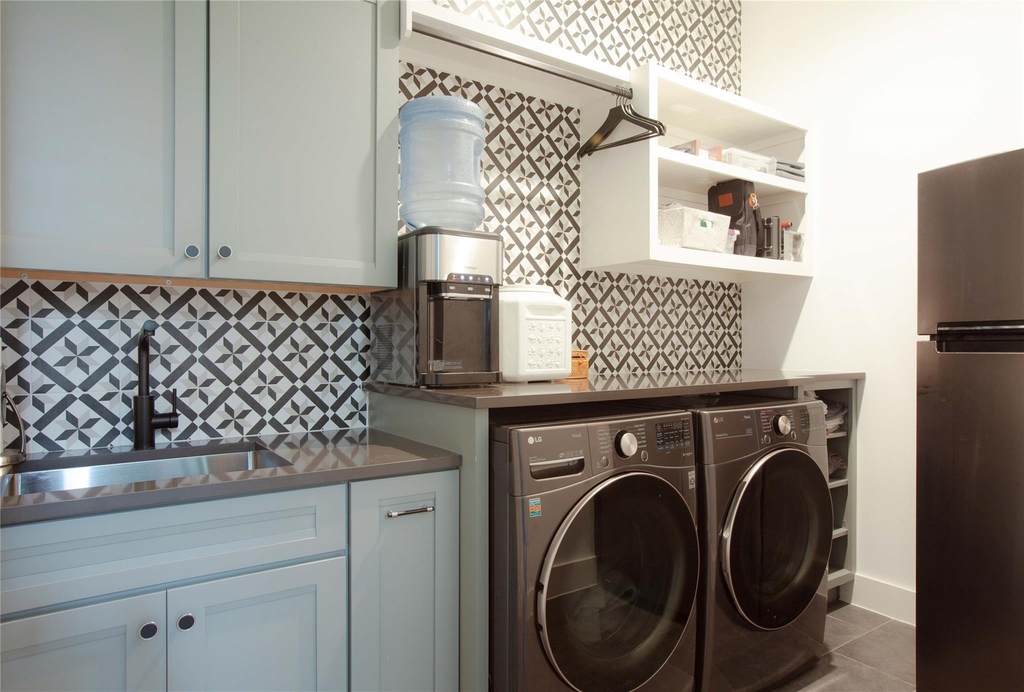6100_0 Gena Court - Photo 24