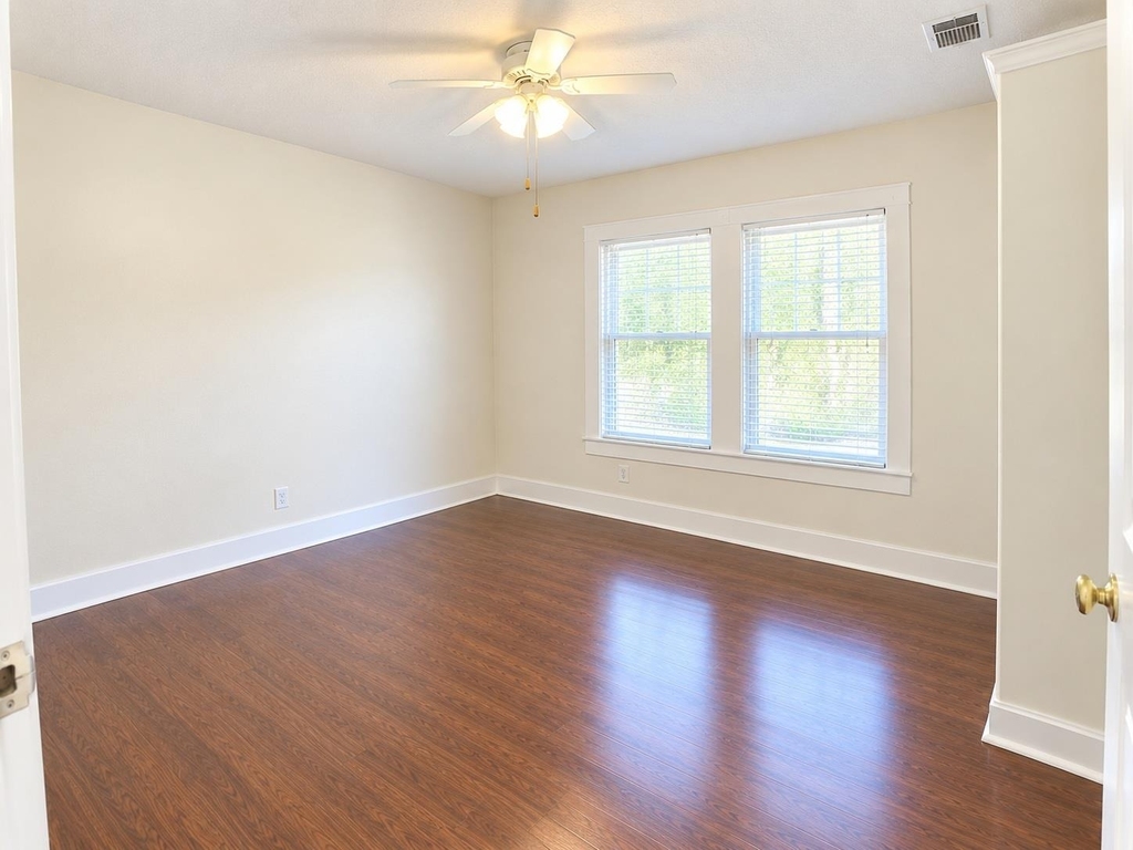 2902 West Ave - Photo 5