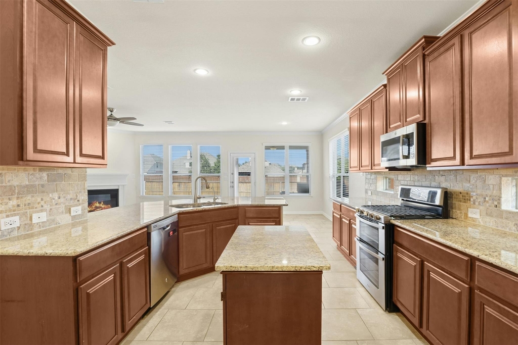 3132 Honey Peach Way - Photo 3
