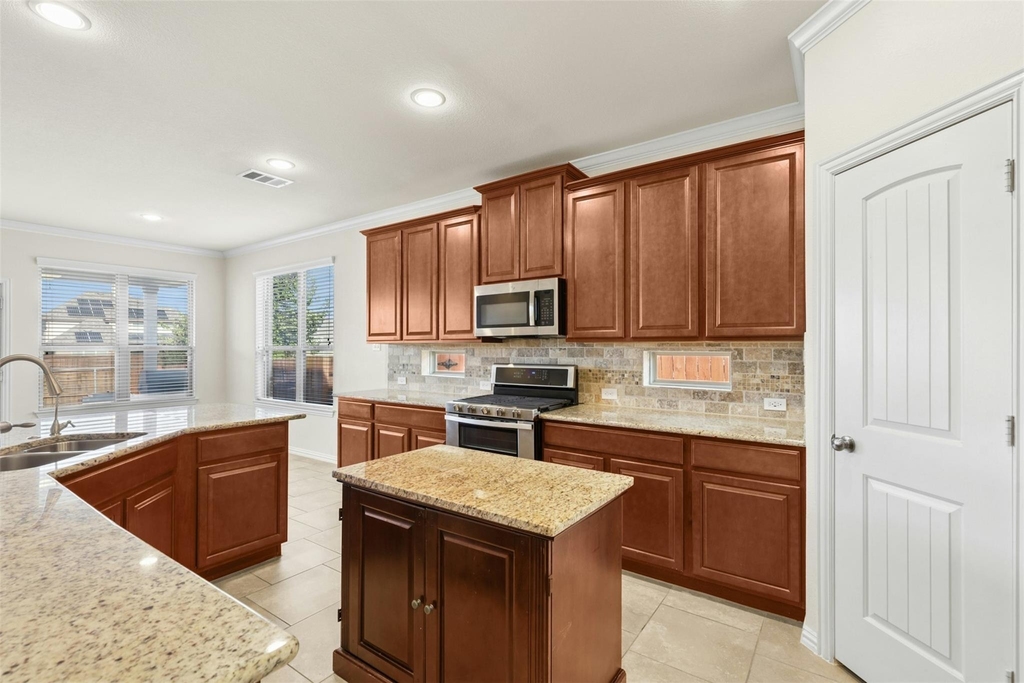 3132 Honey Peach Way - Photo 4