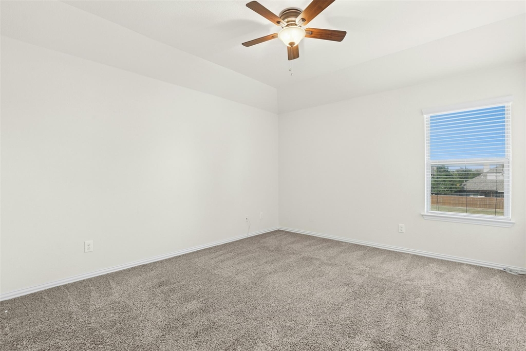 3132 Honey Peach Way - Photo 16