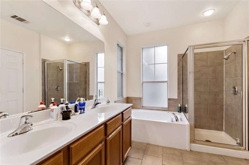 712 Franklin Blvd - Photo 3