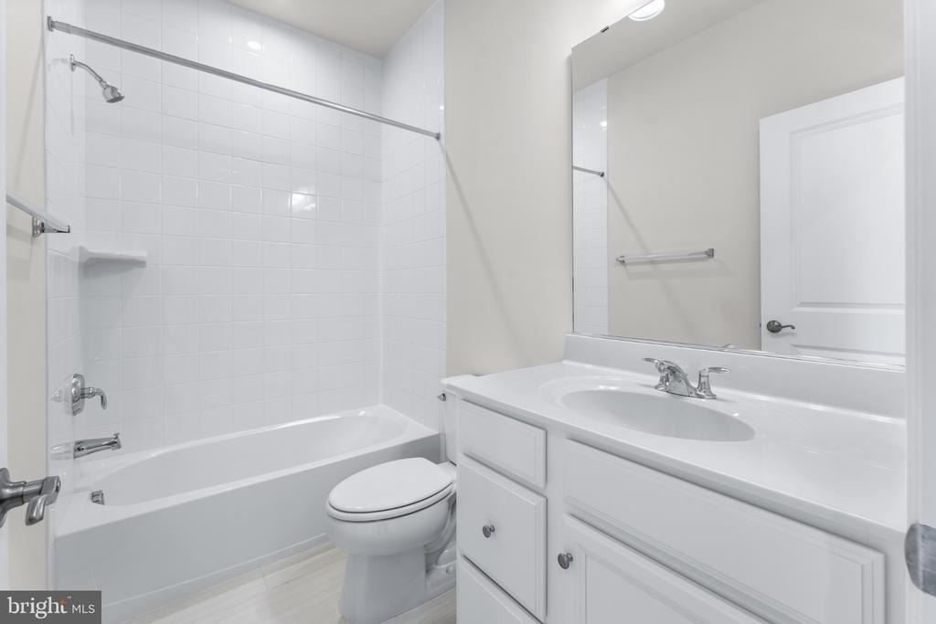 8373 Meadowood Drive - Photo 28