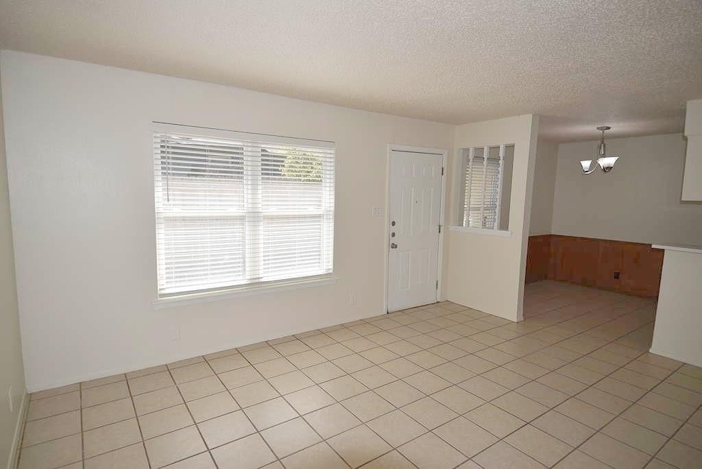 3319 Dolphin Dr - Photo 10