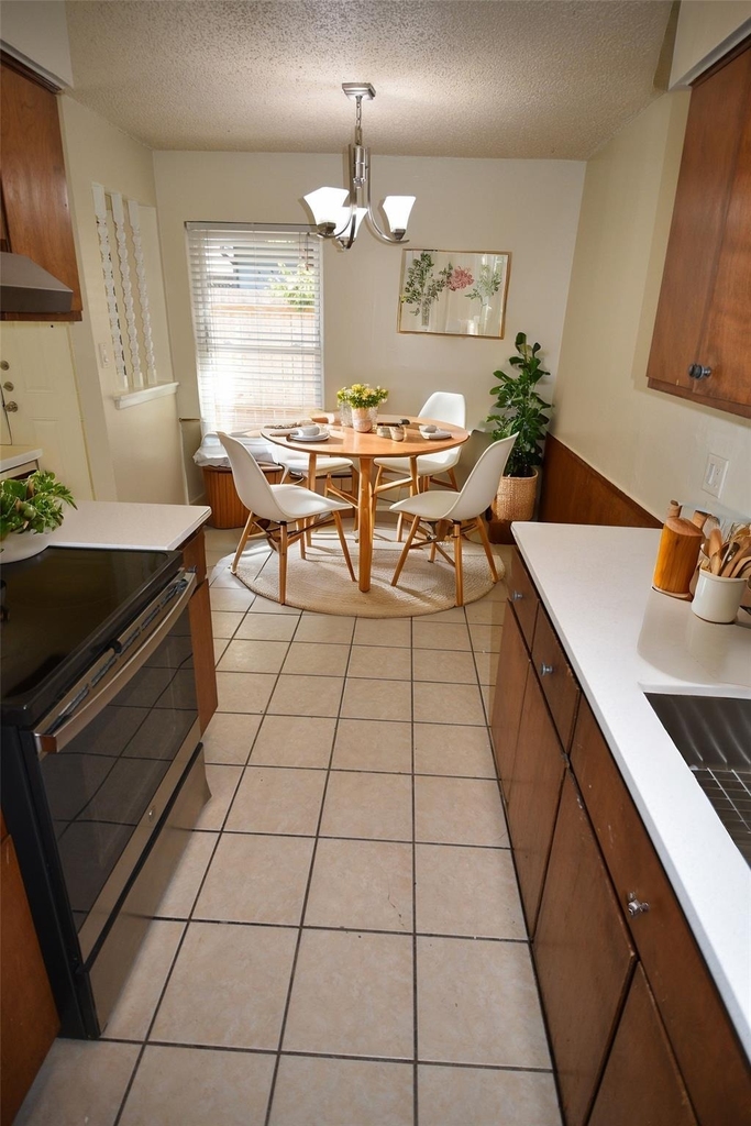 3319 Dolphin Dr - Photo 5