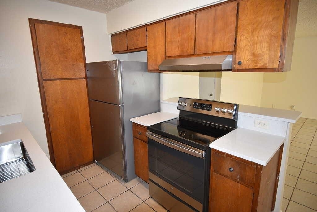3319 Dolphin Dr - Photo 6