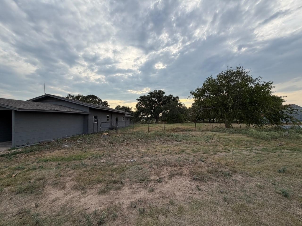 850 County Road 218 - Photo 2