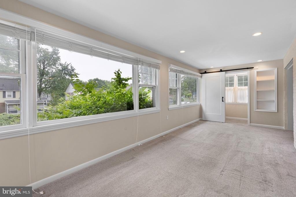 308 Delaware Avenue - Photo 14